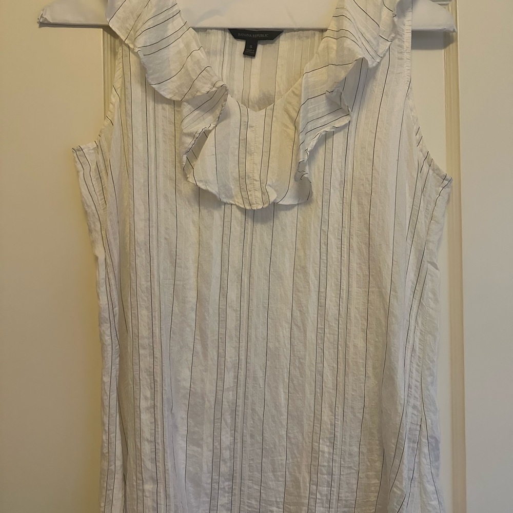 Banana Republic White Ruffled Blouse